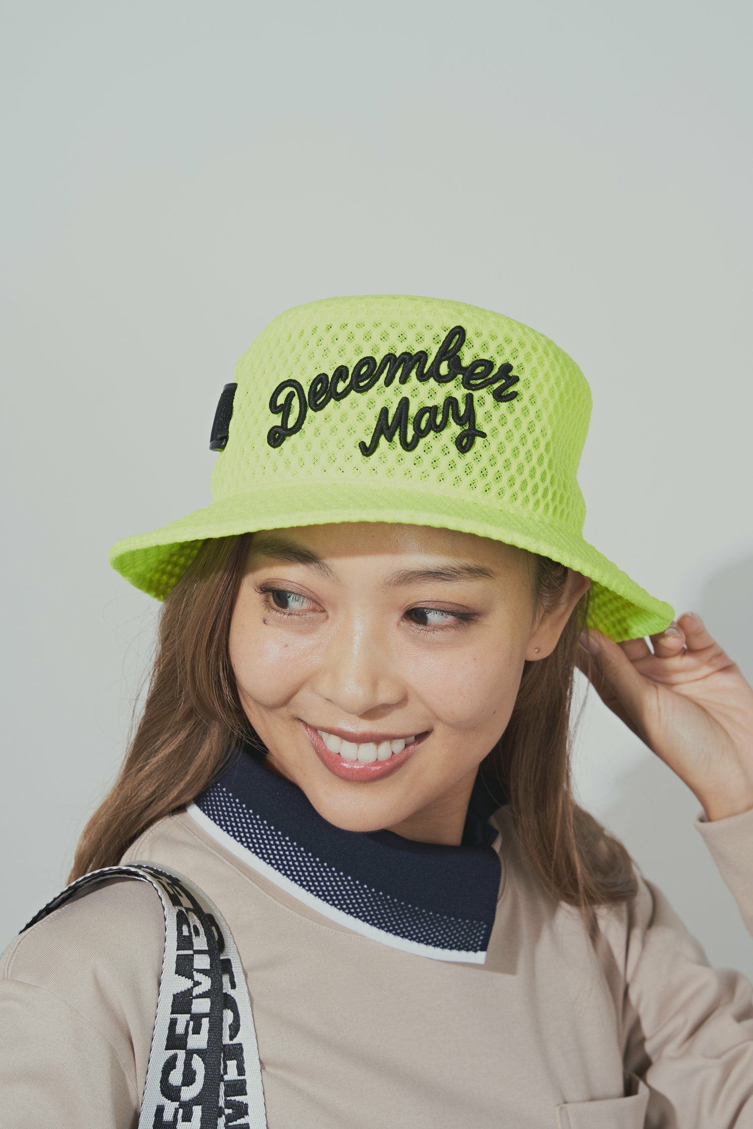 Full mesh Bucket hat / UNISEX | DECEMBERMAY