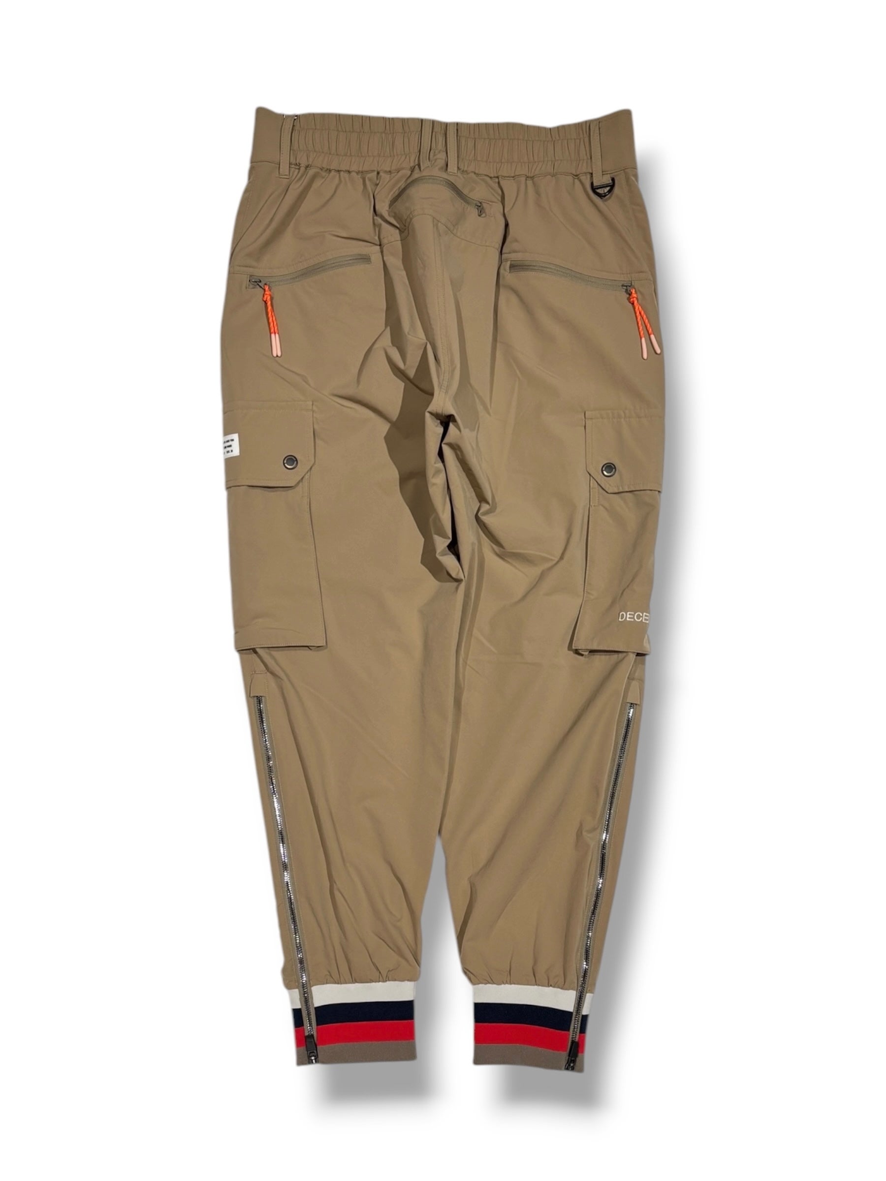 Water repellent agile pants/ MAN | DECEMBERMAY
