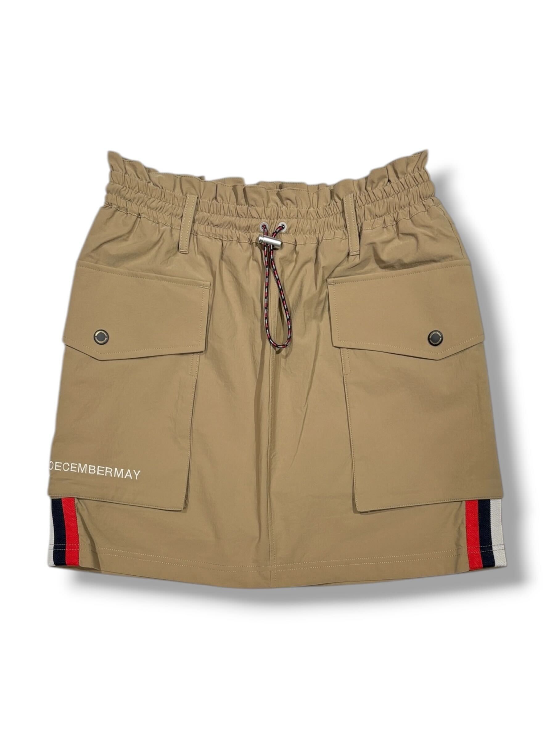 Water repellent agile skirt/WOMAN | DECEMBERMAY
