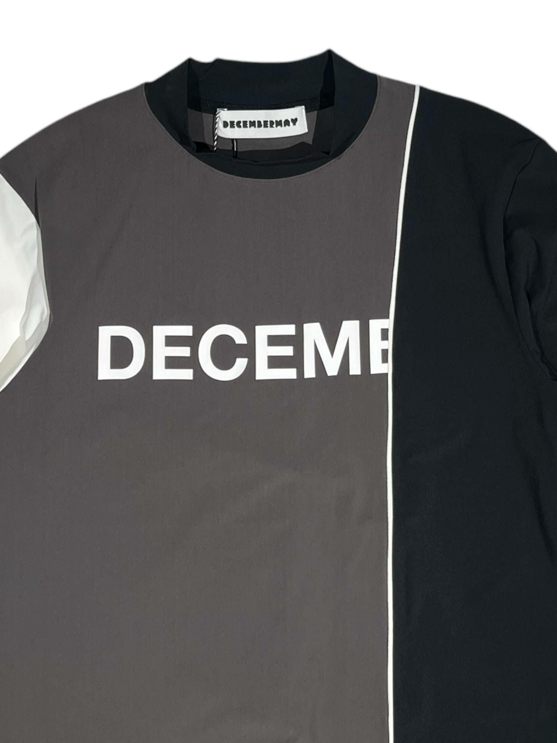 Bi-color logo mock neck half sleeve shirt/ WOMEN | DECEMBERMAY